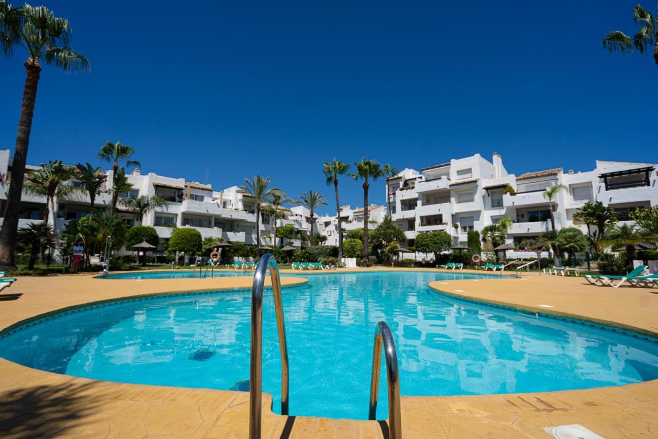 Costalita Beach Apartment 에스테포나 외부 사진